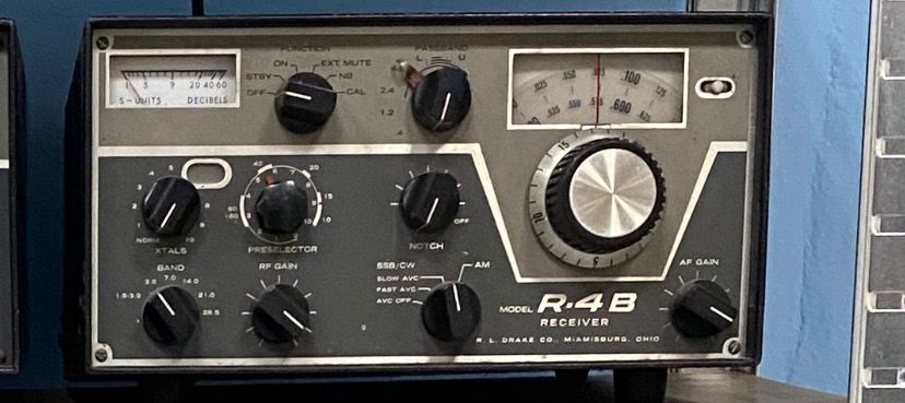 Receptor Drake R-4B, equipo histórico de comunicaciones de radioaficionados