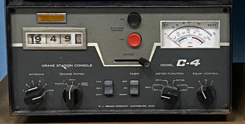 Drake C-4 Station Console, consola de estación para radioafición